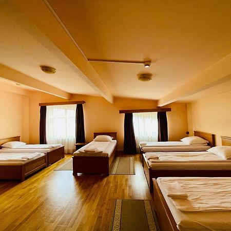 Rakoczi Center Bed and Breakfast Odorheiu Secuiesc Eksteriør billede