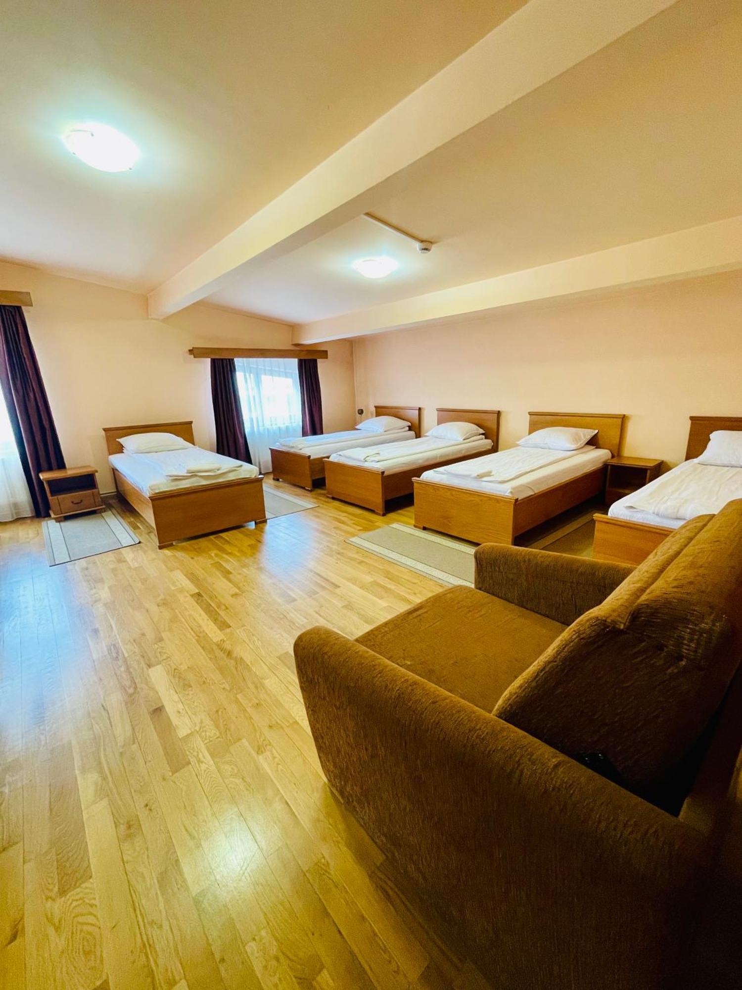 Rakoczi Center Bed and Breakfast Odorheiu Secuiesc Eksteriør billede