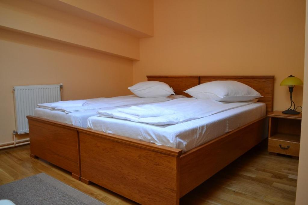 Rakoczi Center Bed and Breakfast Odorheiu Secuiesc Eksteriør billede